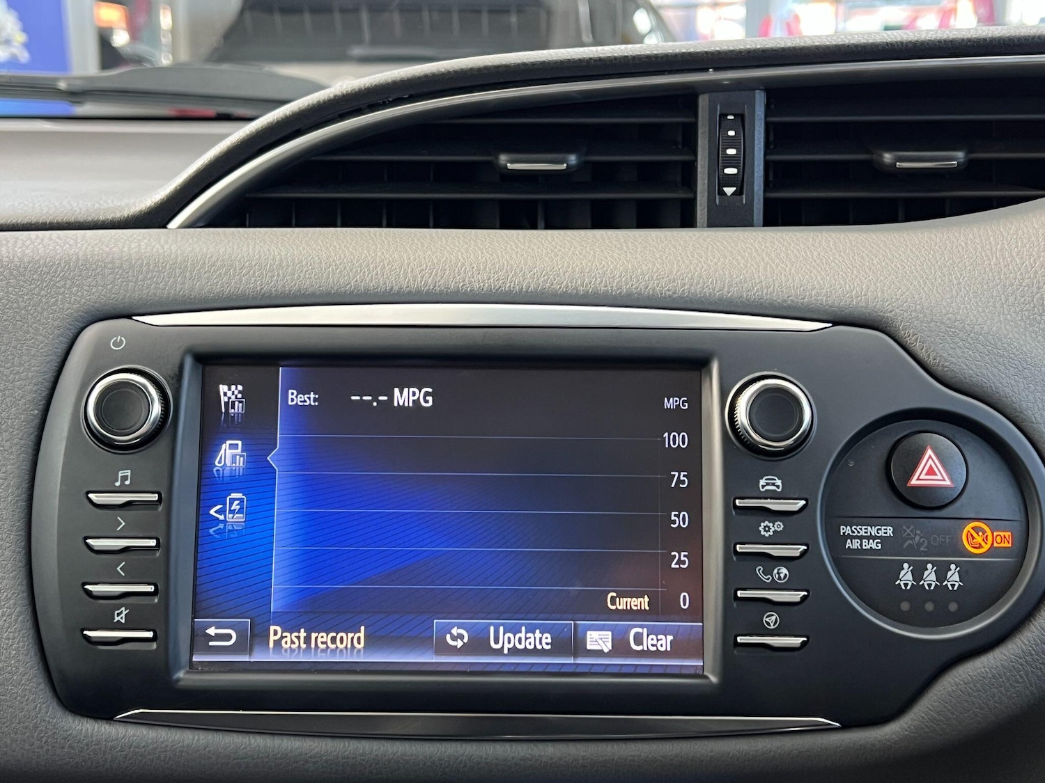 Used Toyota Yaris 2019 for sale - 77091528: Photo 47