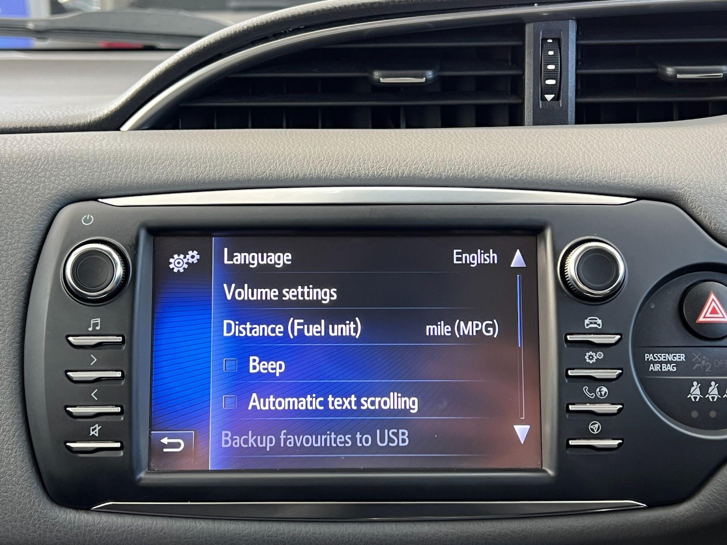 Used Toyota Yaris 2019 for sale - 77091528: Photo 50