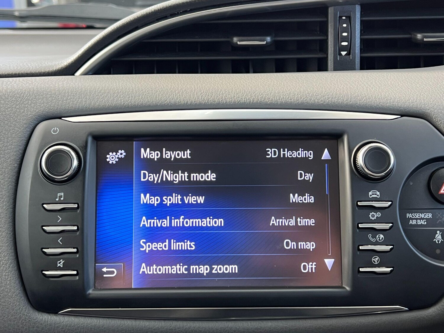 Used Toyota Yaris 2019 for sale - 77091528: Photo 55