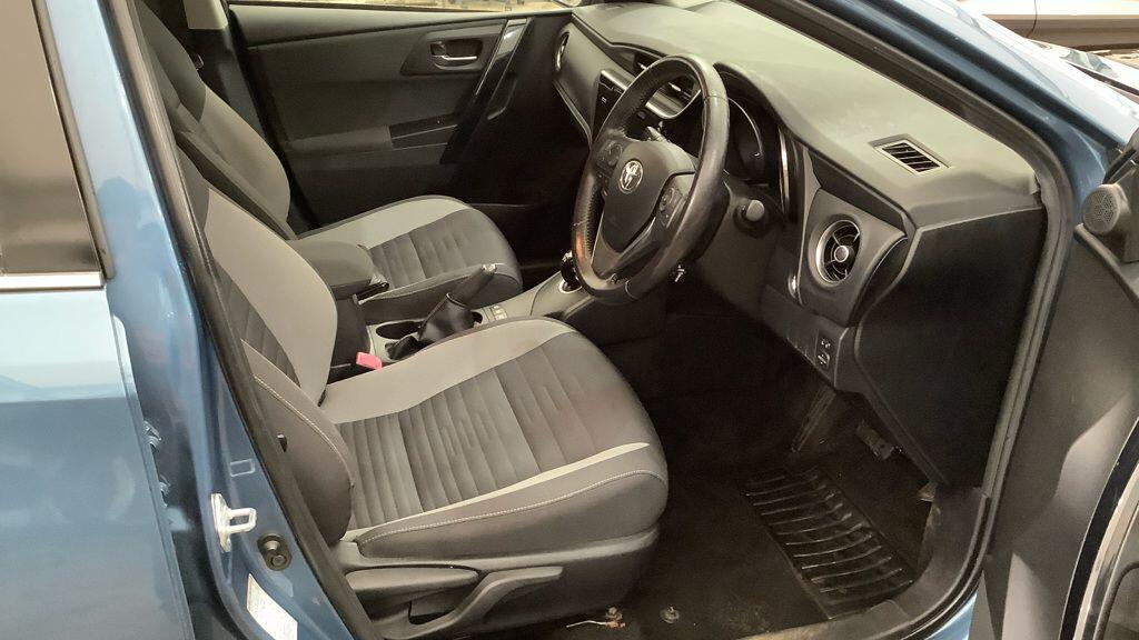 Used Toyota Auris 2015 for sale - 77637427: Photo 11