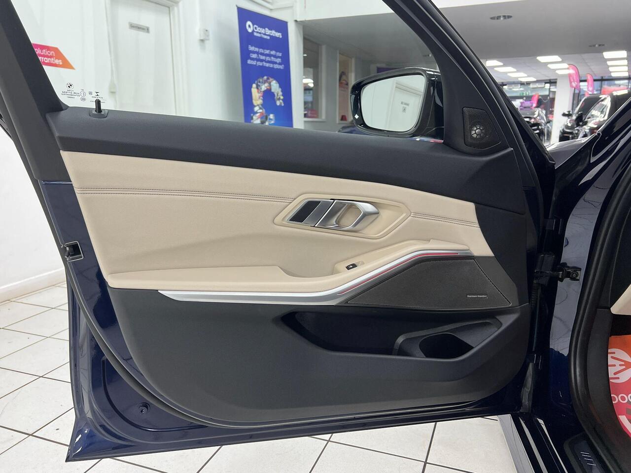 Used BMW 3 Series 2020 for sale - 77743869: Photo 31