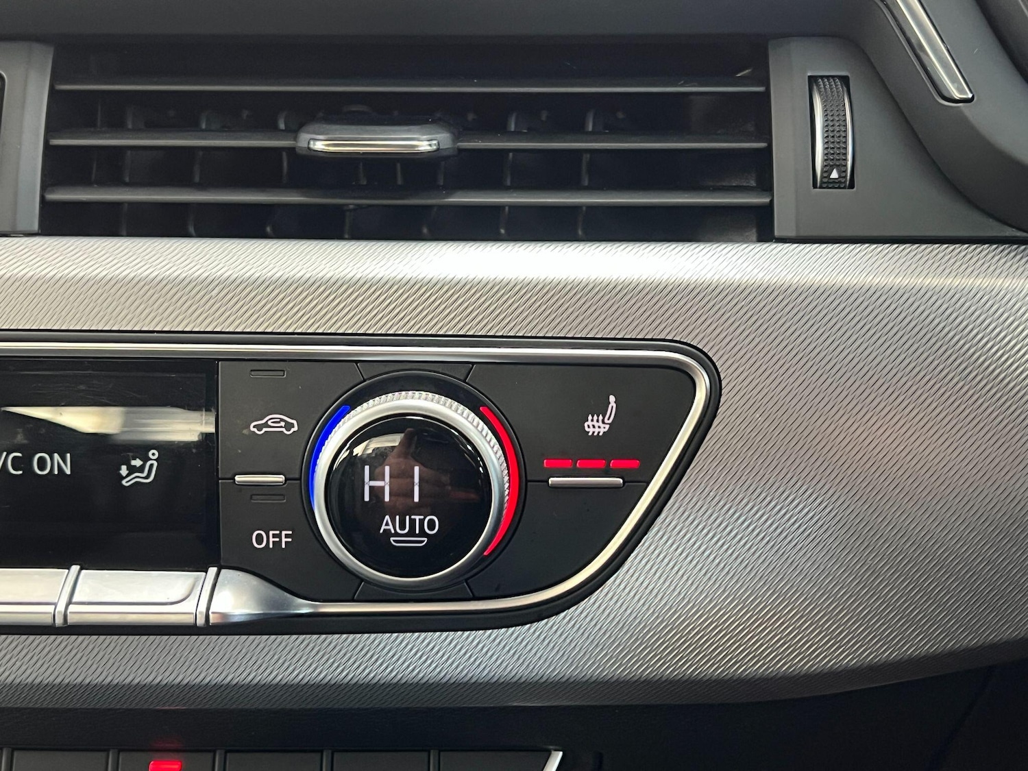 Used Audi A4 2016 for sale - 76898445: Photo 29