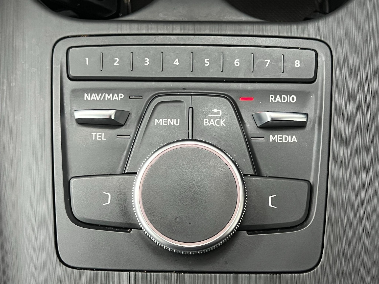 Used Audi A4 2016 for sale - 76898445: Photo 4