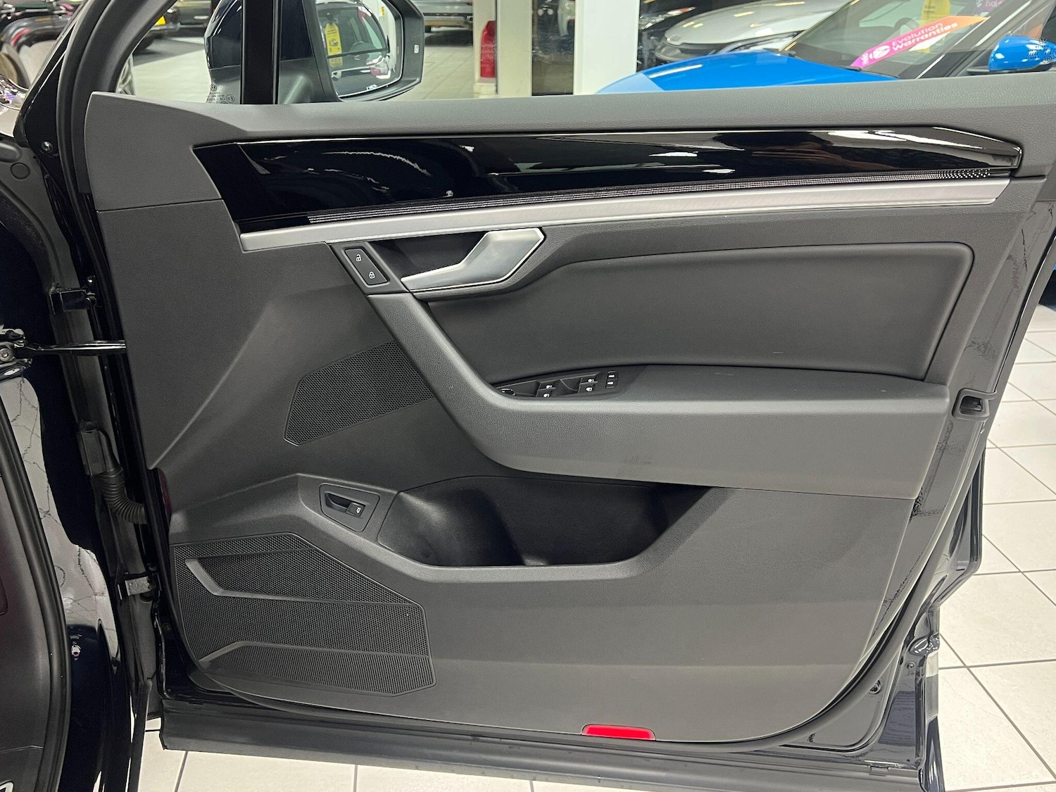 Used Volkswagen Touareg 2019 for sale - 77564655: Photo 29