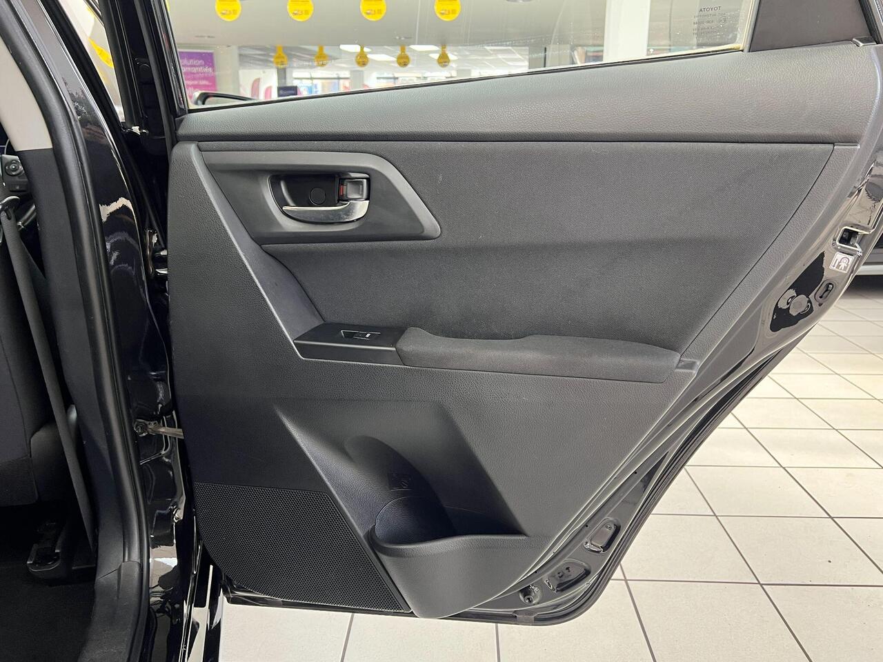 Used Toyota Auris 2017 for sale - 77743854: Photo 34