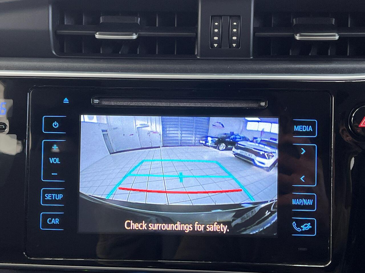 Used Toyota Auris 2017 for sale - 77743854: Photo 4