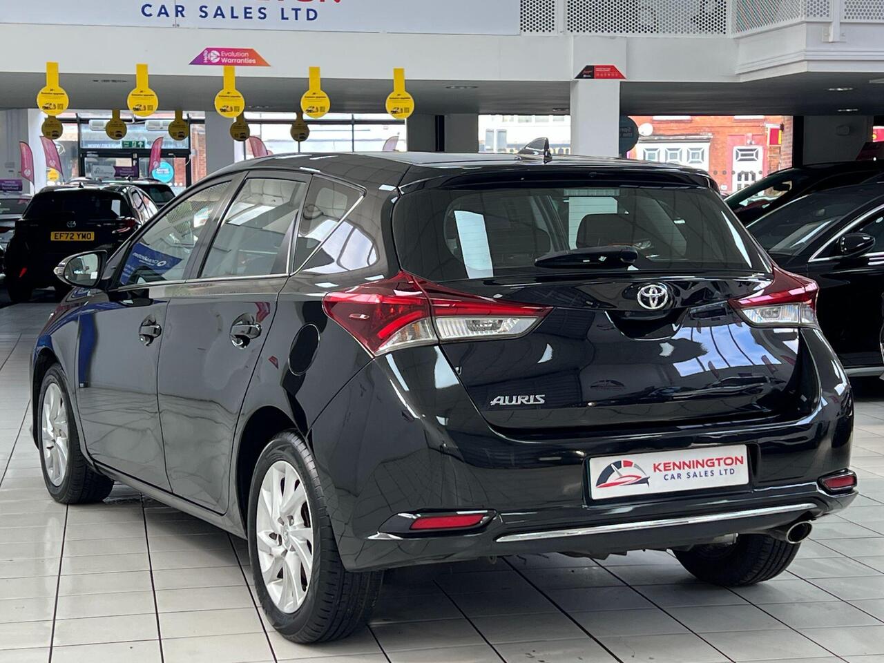 Used Toyota Auris 2017 for sale - 77743854: Photo 9