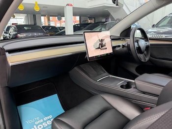Used Tesla Model Y 2023 for sale - 79614702: Photo