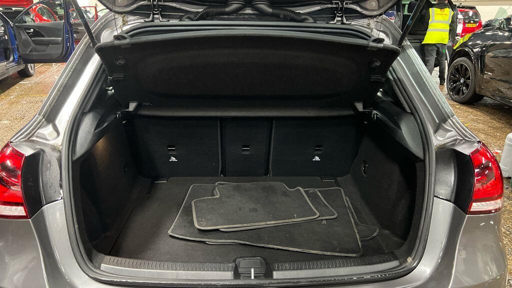 Used Mercedes-Benz A-Class 2019 for sale - 76898291: Photo 20