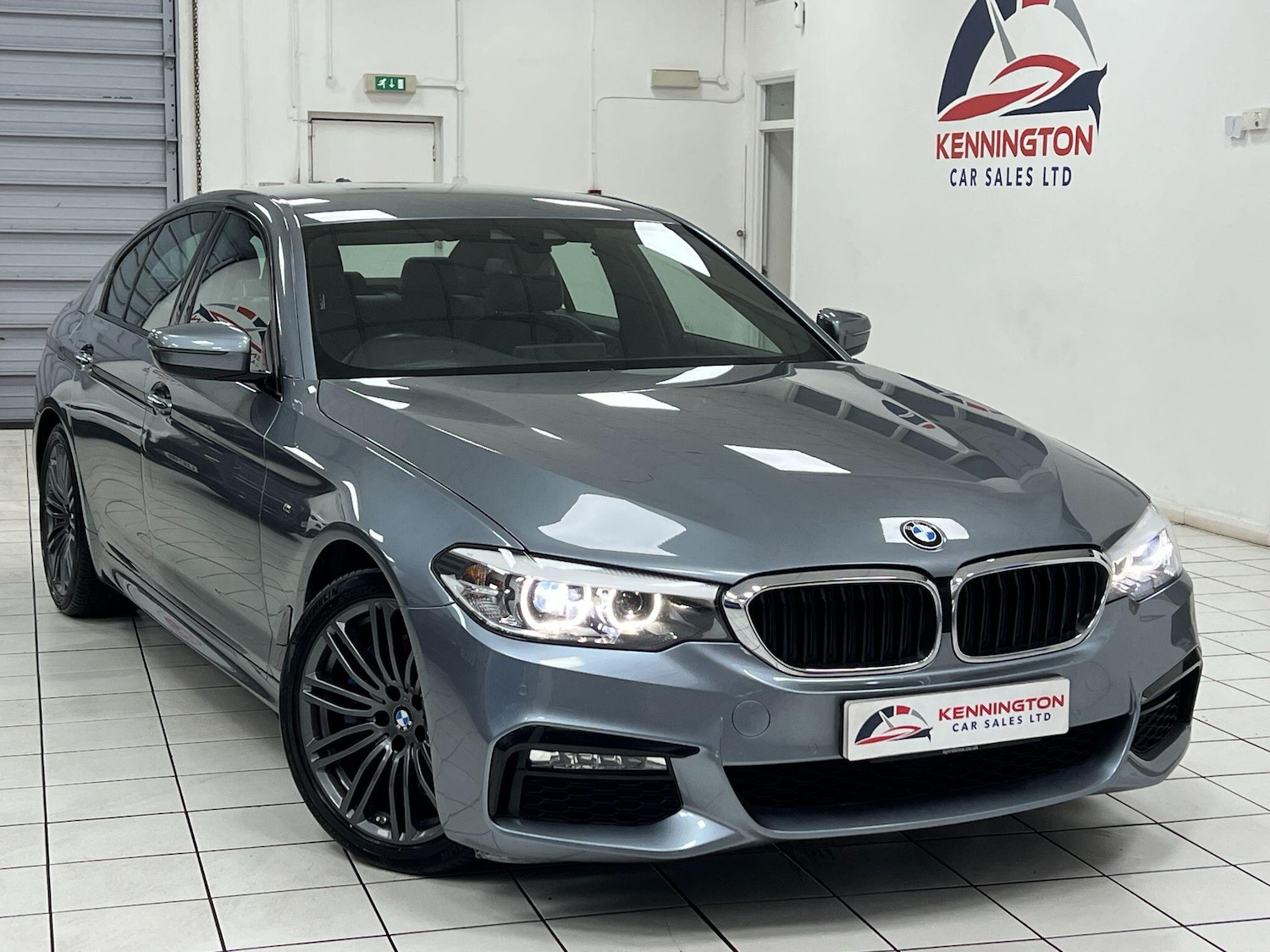 Used BMW 5 Series 2017 for sale - 76913717: Photo 1