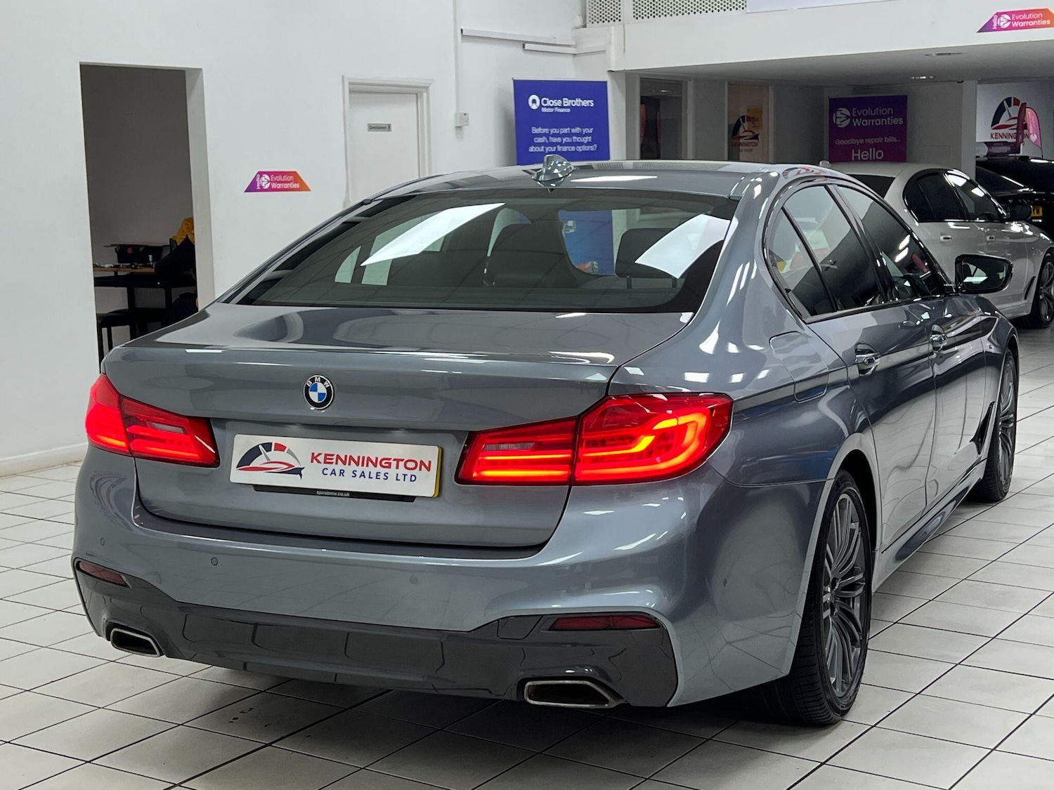 Used BMW 5 Series 2017 for sale - 76913717: Photo 18