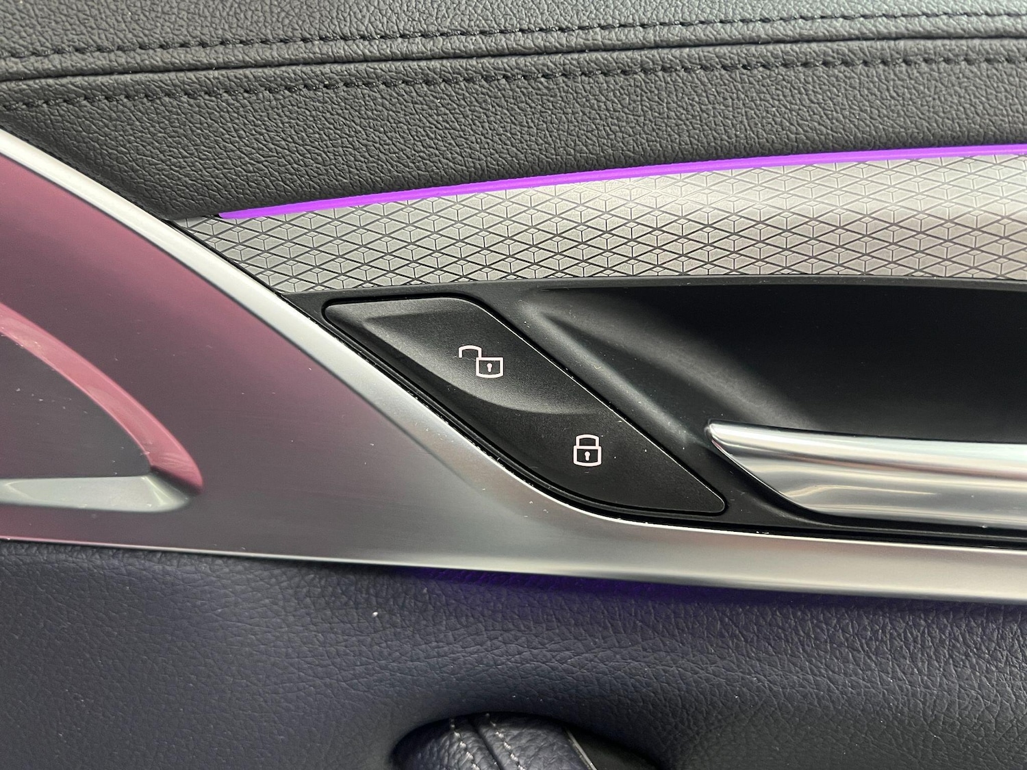 Used BMW 5 Series 2017 for sale - 76913717: Photo 28