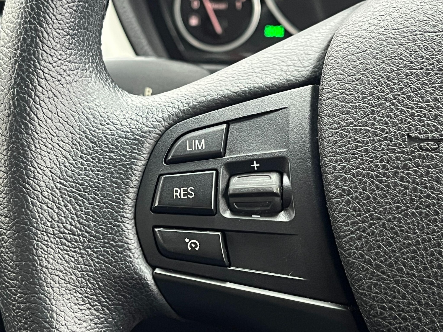 Used BMW 3 Series 2016 for sale - 76926680: Photo 23