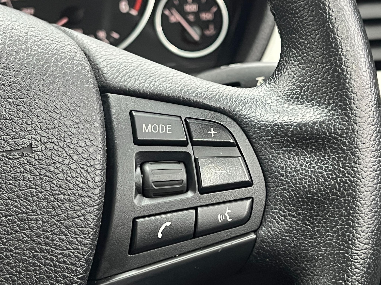 Used BMW 3 Series 2016 for sale - 76926680: Photo 24