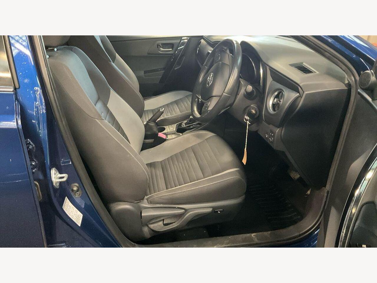 Used Toyota Auris 2016 for sale - 77795439: Photo 12