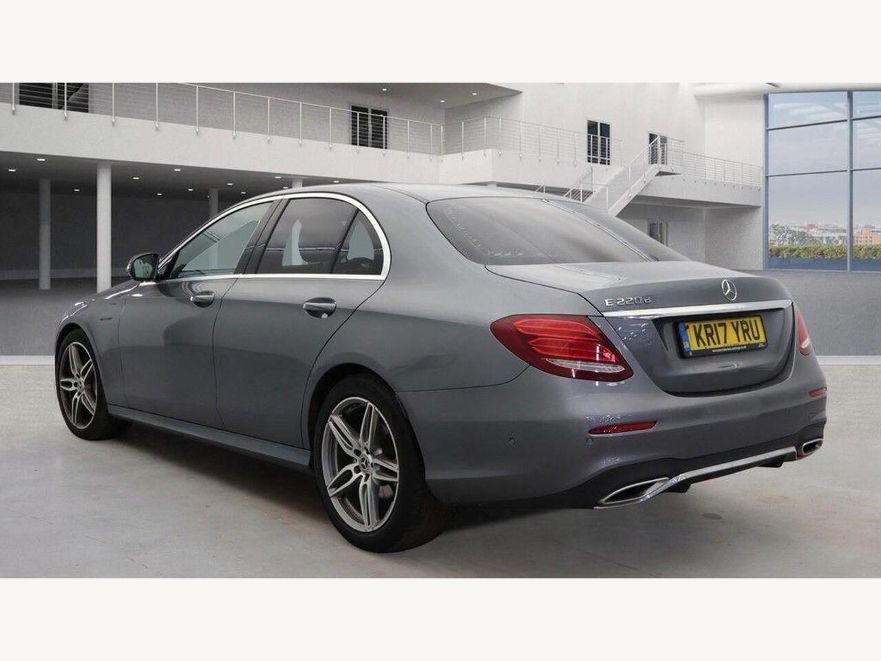 Used Mercedes-Benz E Class 2017 for sale - 77795437: Photo 13