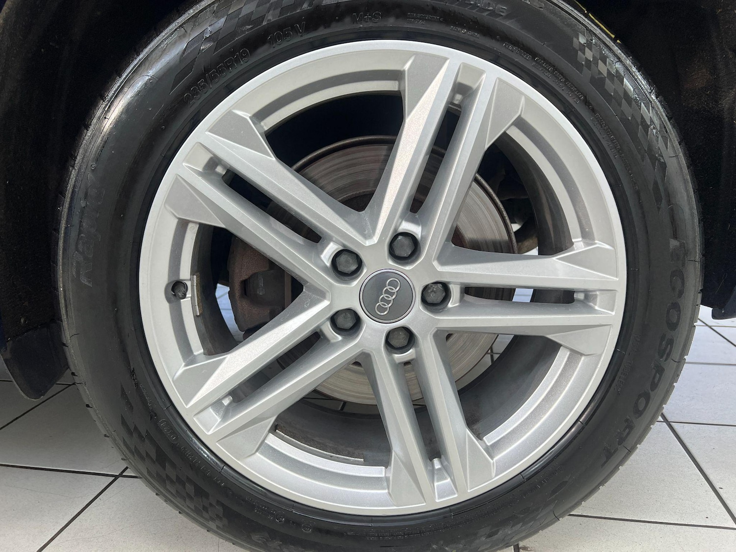 Used Audi Q5 2018 for sale - 76913123: Photo 43