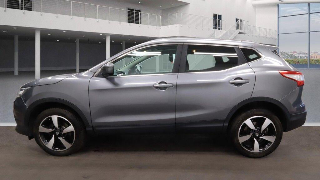 Used Nissan Qashqai 2016 for sale - 76898352: Photo 12