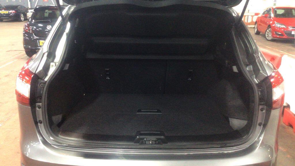 Used Nissan Qashqai 2016 for sale - 76898352: Photo 21