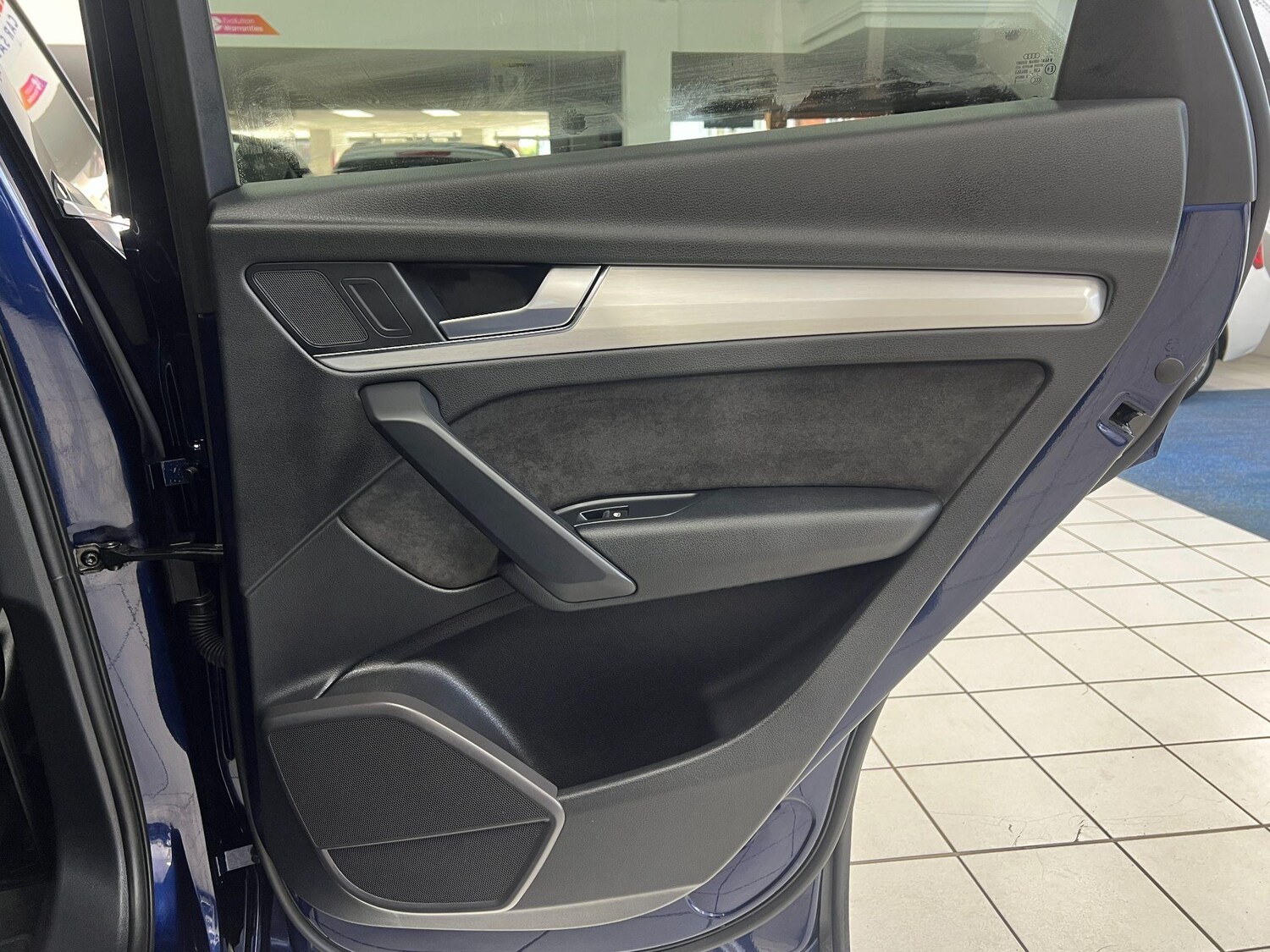 Used Audi Q5 2018 for sale - 76898488: Photo 43