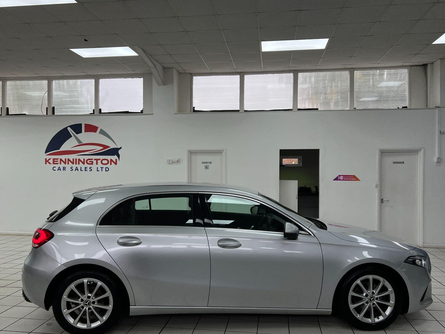 Used Mercedes-Benz A-Class 2019 for sale - 76899326: Photo 18