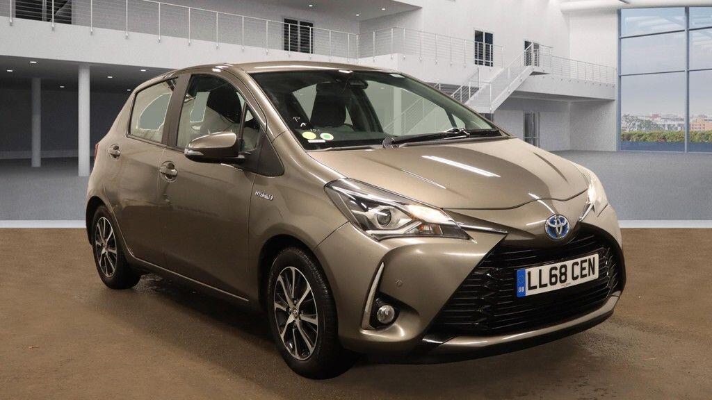 Used Toyota Yaris 2019 for sale - 76899529: Photo 1