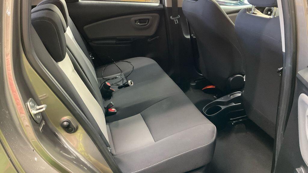 Used Toyota Yaris 2019 for sale - 76899529: Photo 17