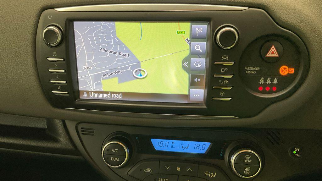 Used Toyota Yaris 2019 for sale - 76899529: Photo 19