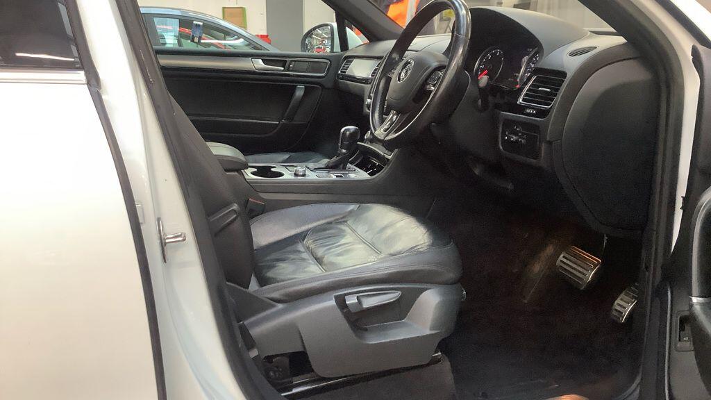 Used Volkswagen Touareg 2017 for sale - 77497299: Photo 15