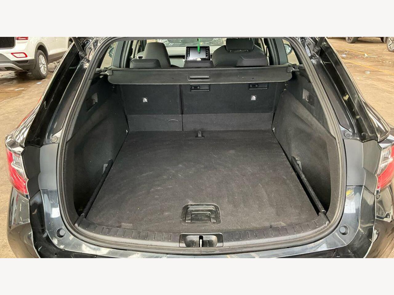 Used Toyota Corolla 2023 for sale - 77841010: Photo 24