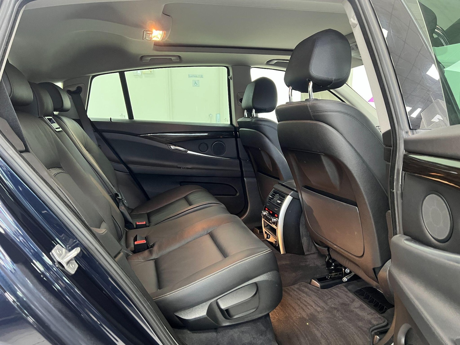 Used BMW 5 Series 2016 for sale - 76899255: Photo 27