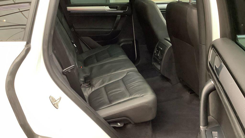Used Volkswagen Touareg 2017 for sale - 77330596: Photo 18