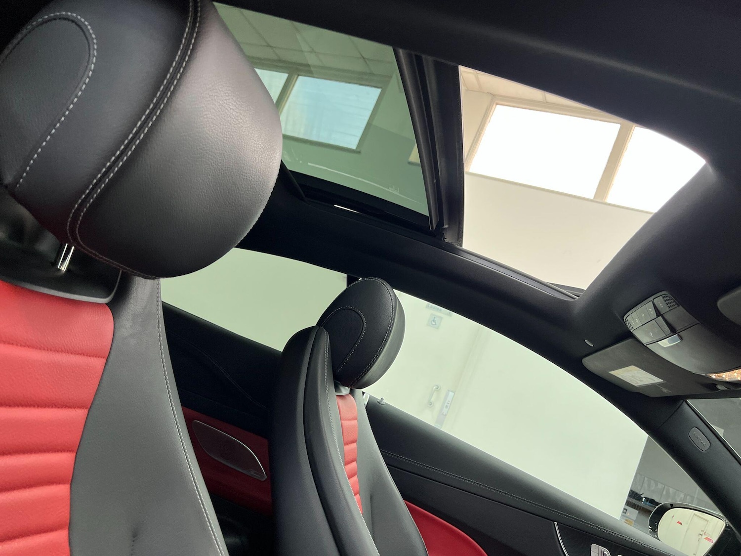 Used Mercedes-Benz E Class 2017 for sale - 77143273: Photo 24