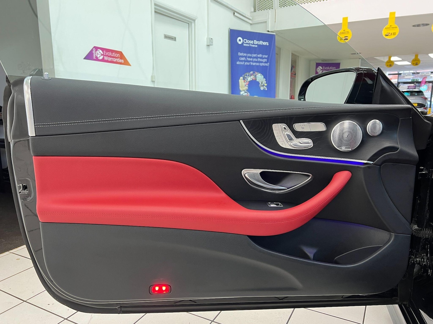 Used Mercedes-Benz E Class 2017 for sale - 77143273: Photo 40