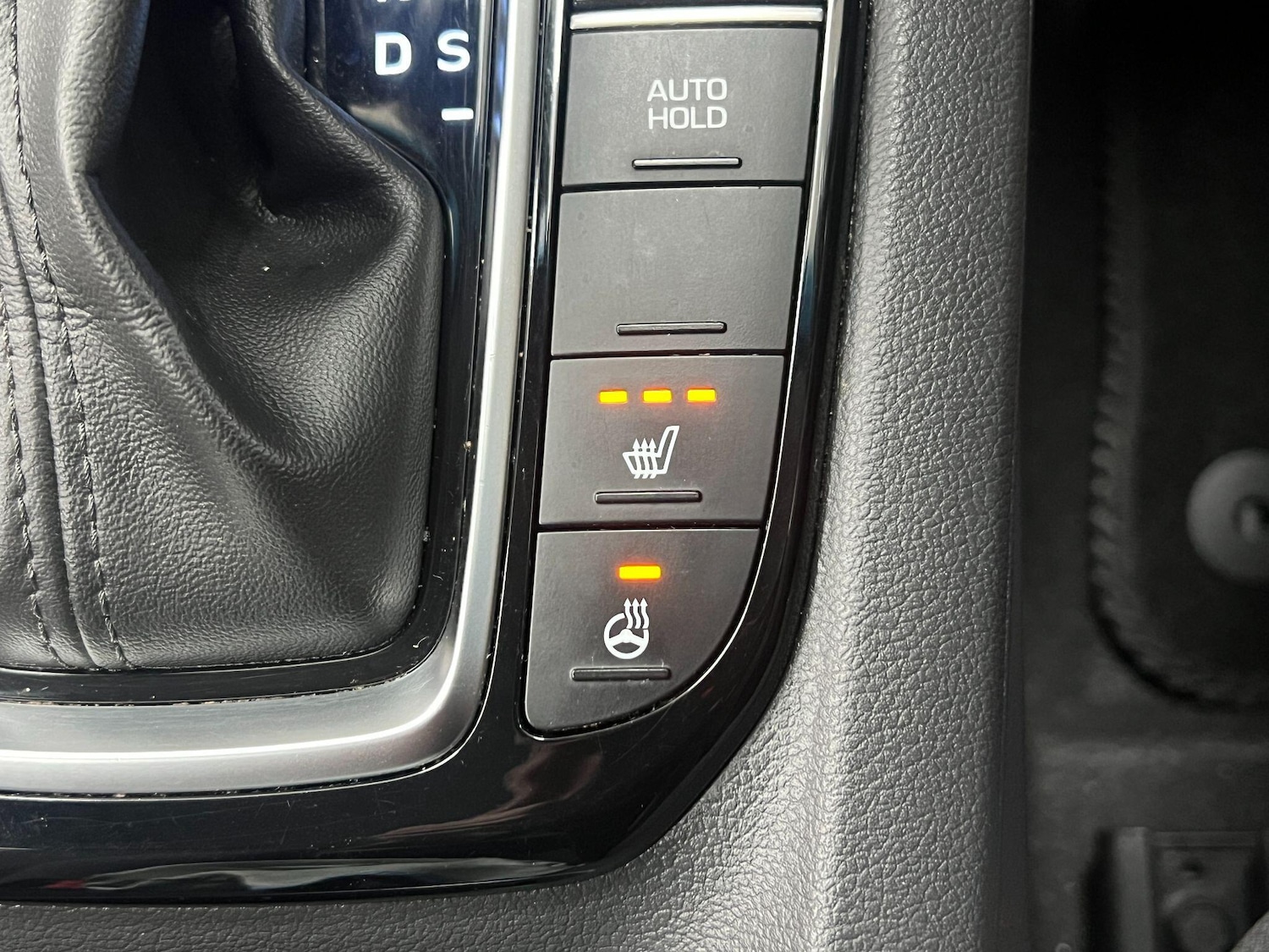 Used Hyundai IONIQ 2022 for sale - 77057318: Photo 28