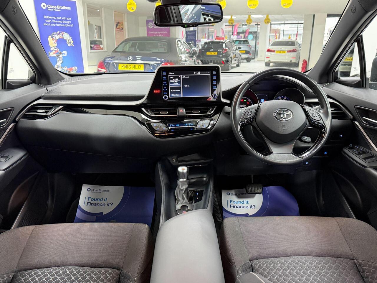 Used Toyota C-HR 2022 for sale - 77743875: Photo 2