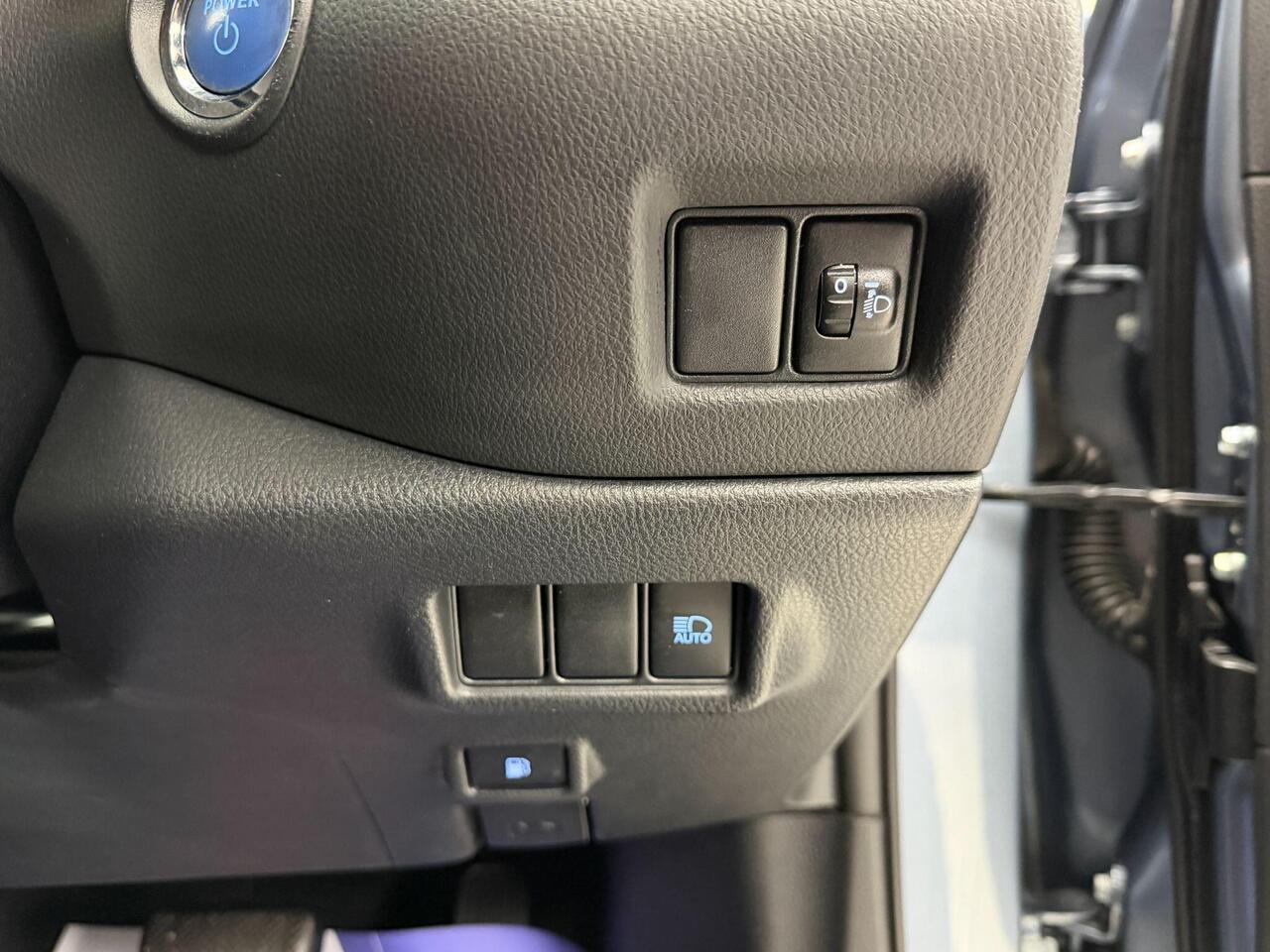 Used Toyota C-HR 2022 for sale - 77743875: Photo 24