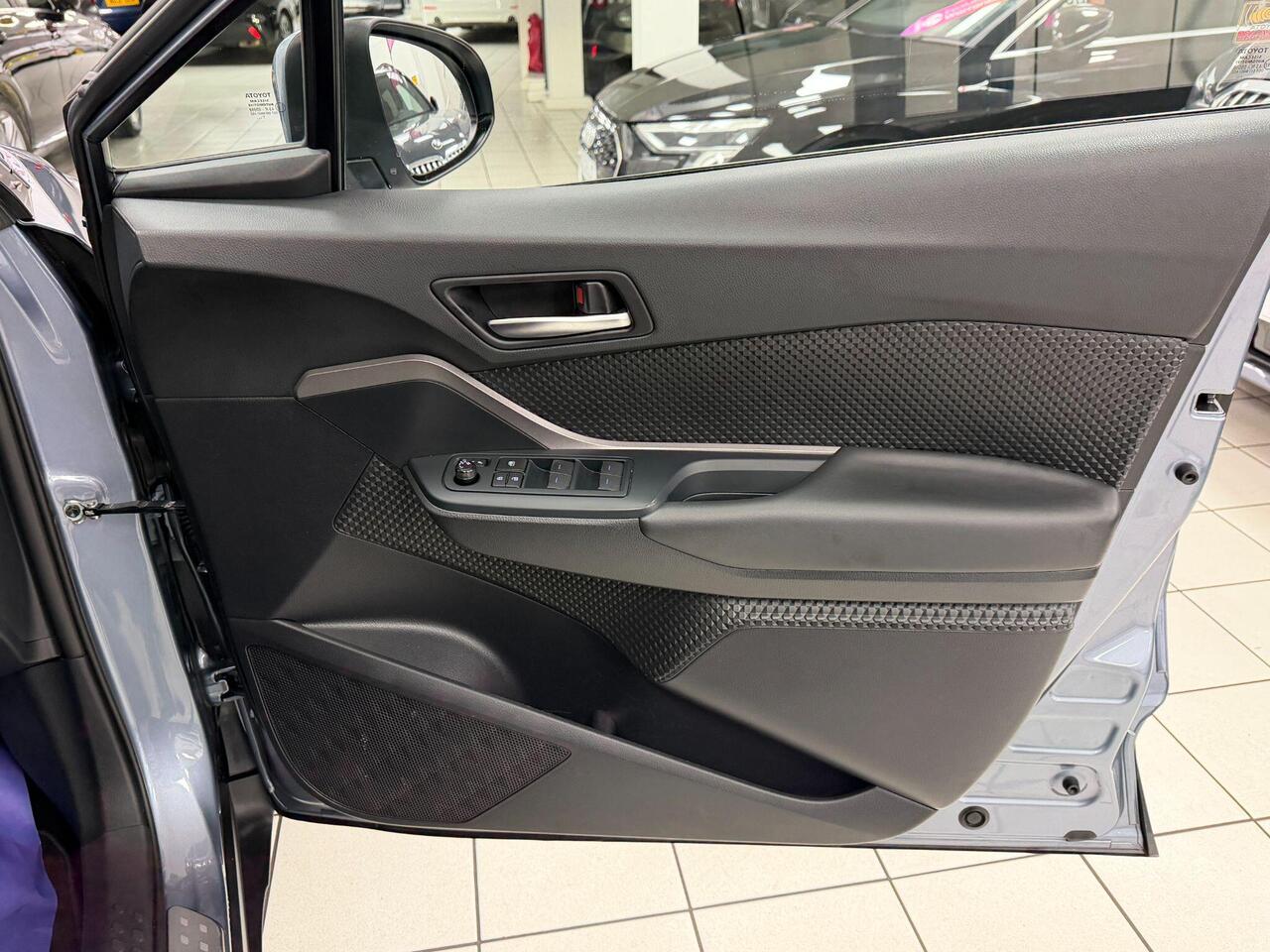 Used Toyota C-HR 2022 for sale - 77743875: Photo 34