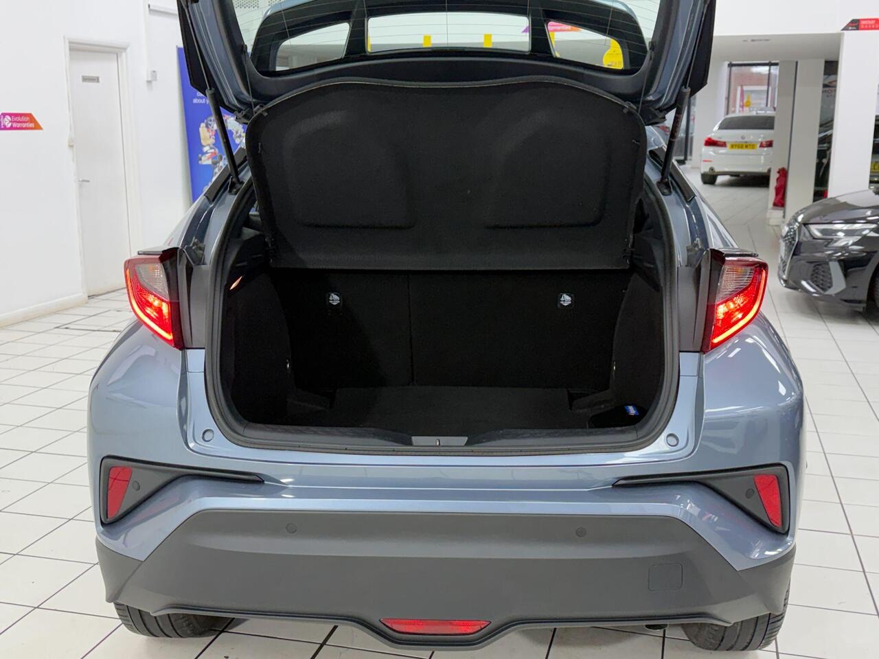 Used Toyota C-HR 2022 for sale - 77743875: Photo 76