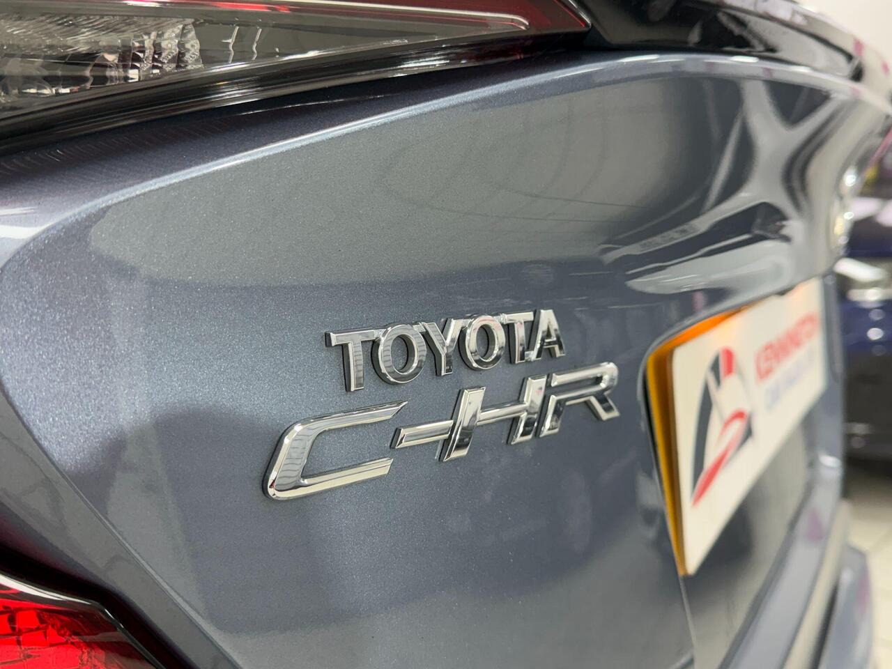 Used Toyota C-HR 2022 for sale - 77743875: Photo 80