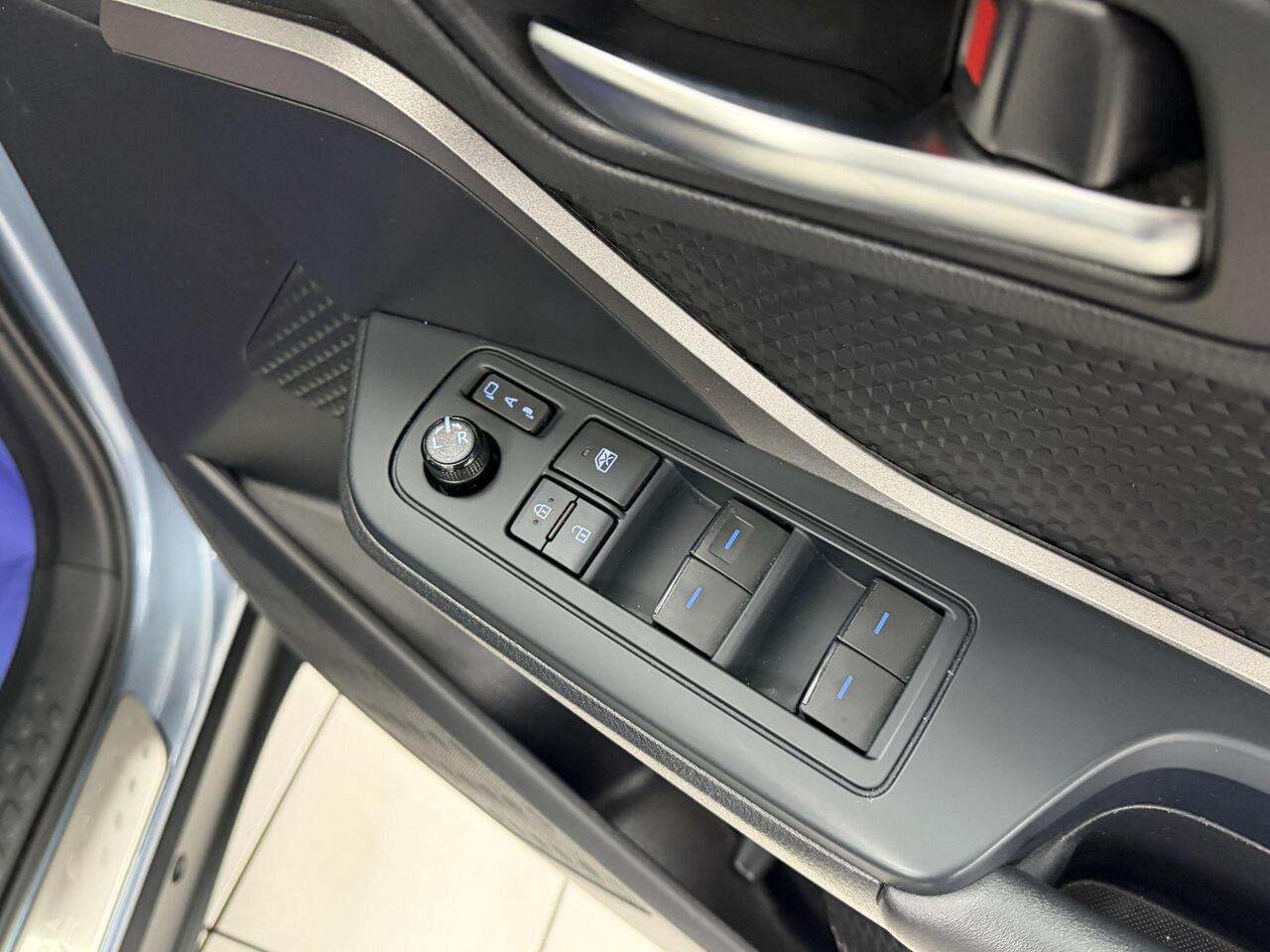 Used Toyota C-HR 2022 for sale - 77743875: Photo 81