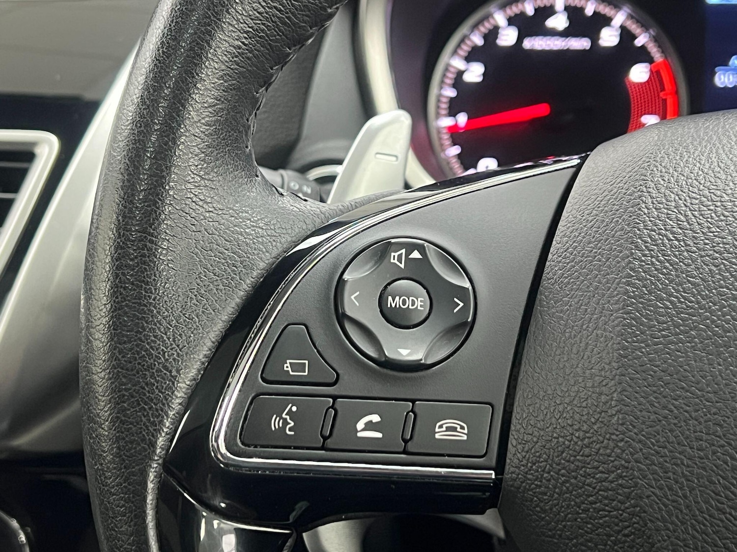 Used Mitsubishi Eclipse Cross 2018 for sale - 77060233: Photo 28