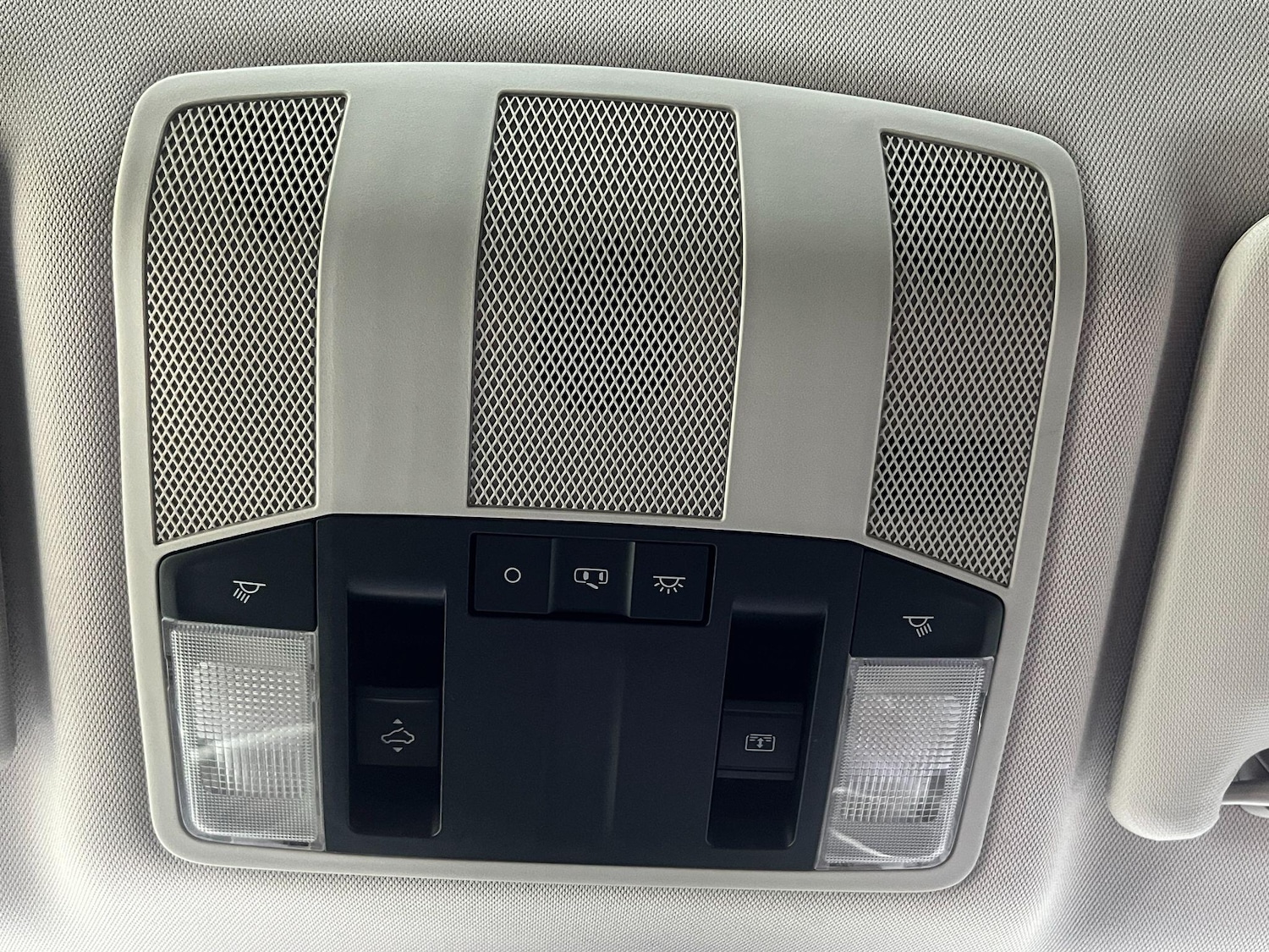 Used Mitsubishi Eclipse Cross 2018 for sale - 77060233: Photo 89