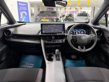 Used Toyota C-HR 2024 for sale - 78246475: Photo