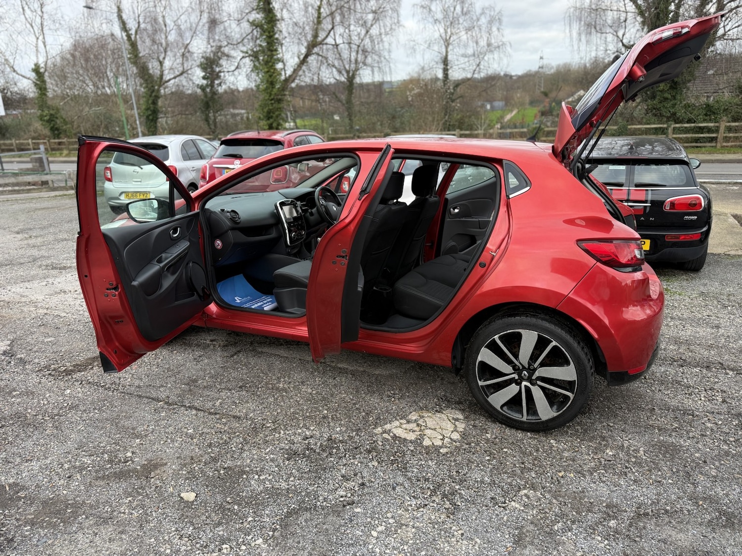 Used Renault Clio 2015 for sale - 77089770: Photo 22