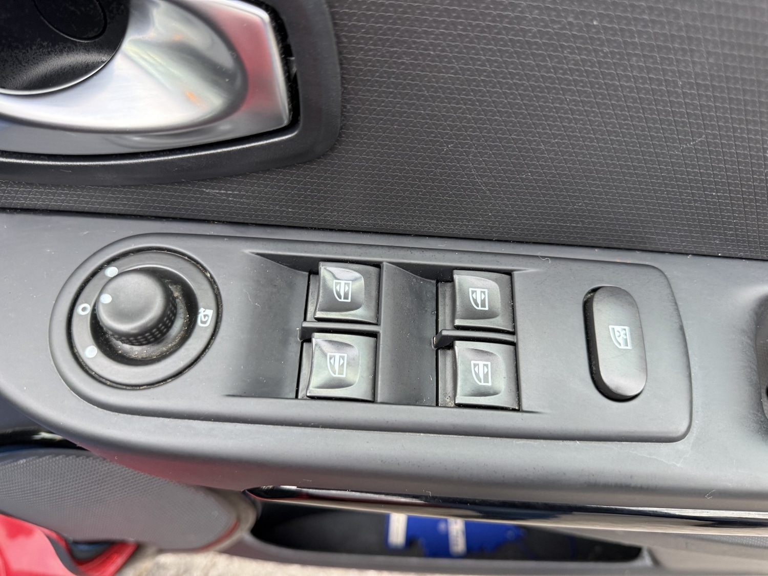 Used Renault Clio 2015 for sale - 77089770: Photo 31