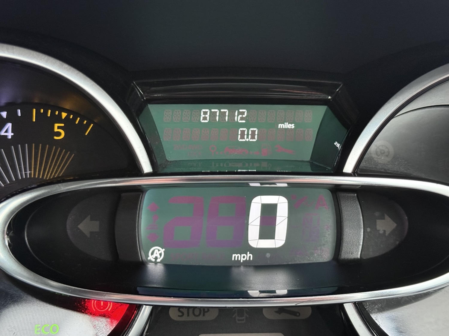 Used Renault Clio 2015 for sale - 77089770: Photo 33