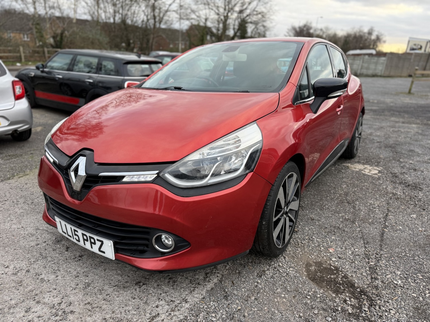 Used Renault Clio 2015 for sale - 77089770: Photo 5