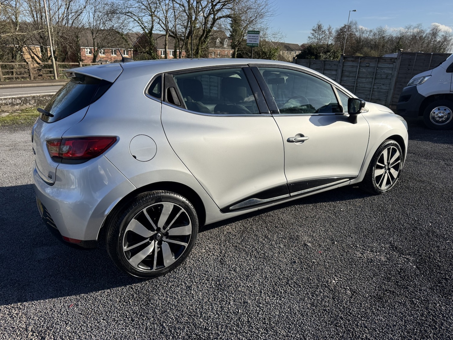 Used Renault Clio 2014 for sale - 77709088: Photo 16