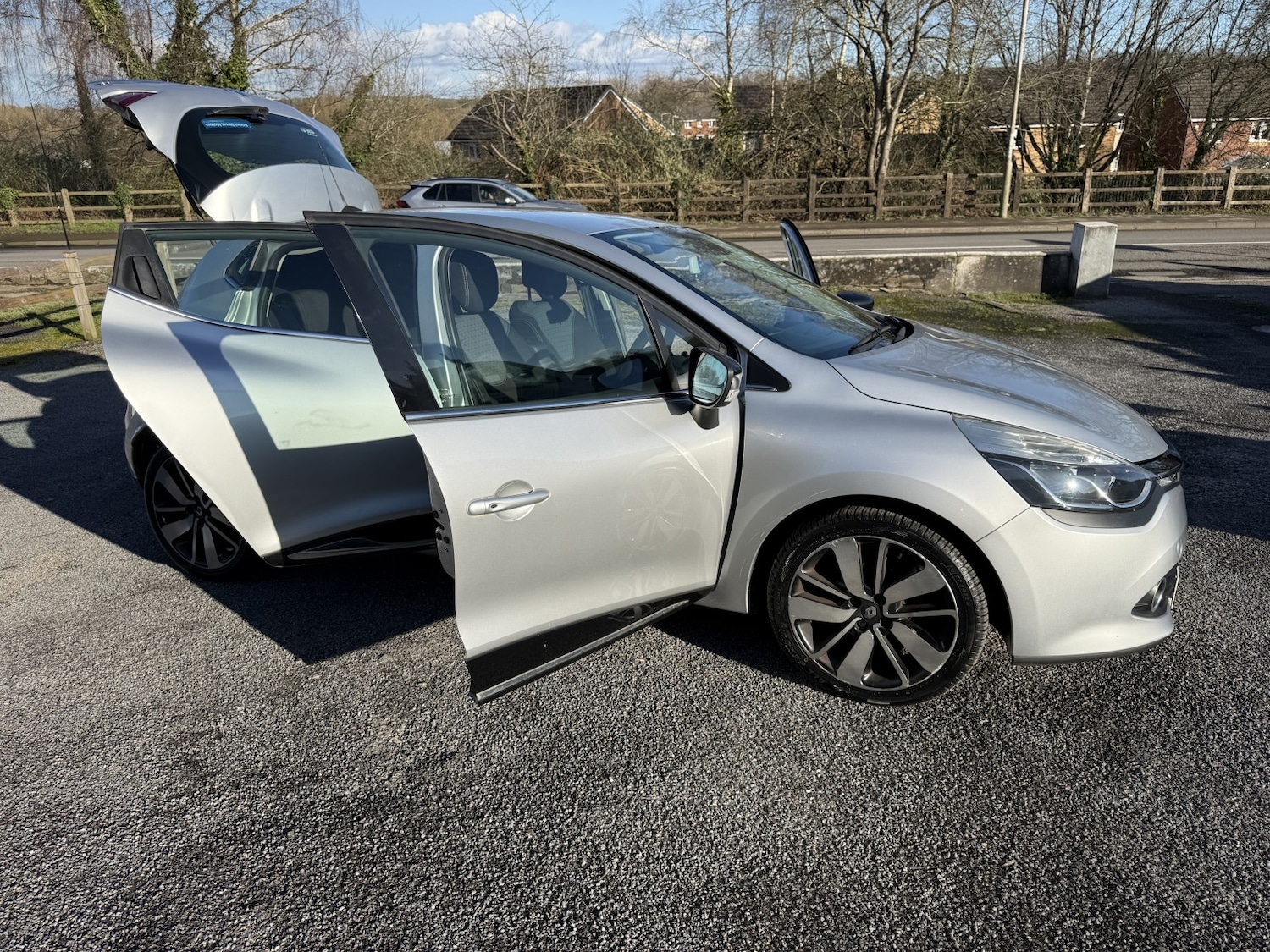 Used Renault Clio 2014 for sale - 77709088: Photo 27